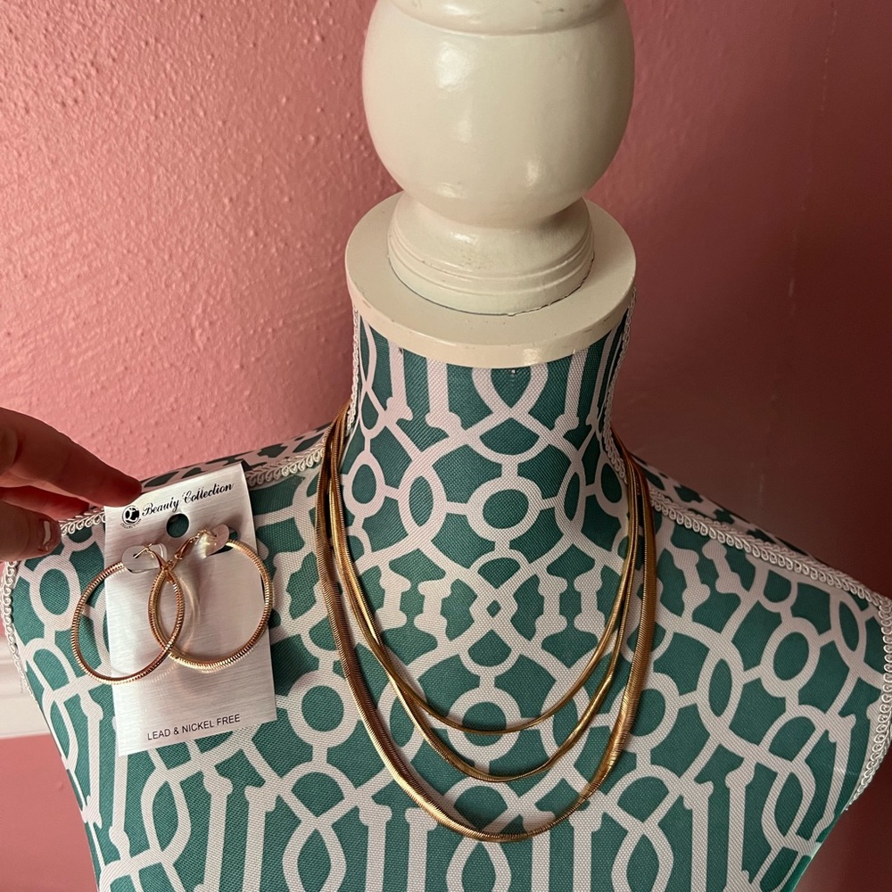 Layered herringbone necklace